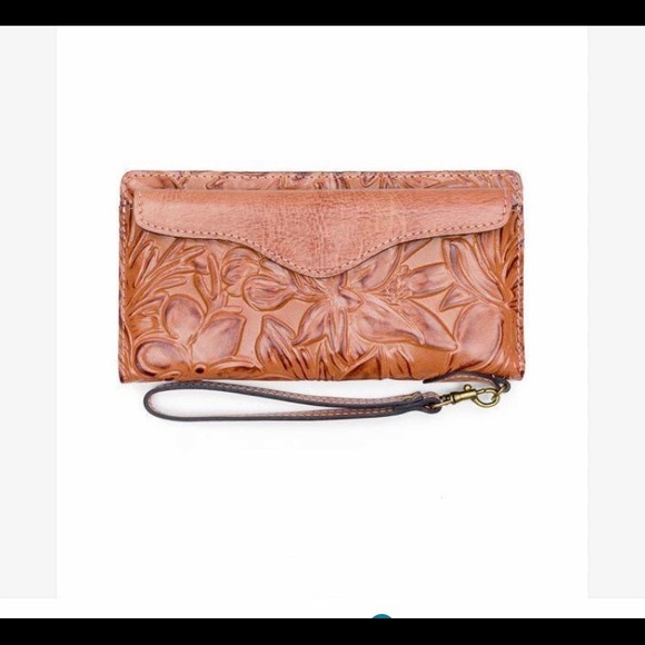 Patricia Nash Handbags - Patricia Nash wristlet